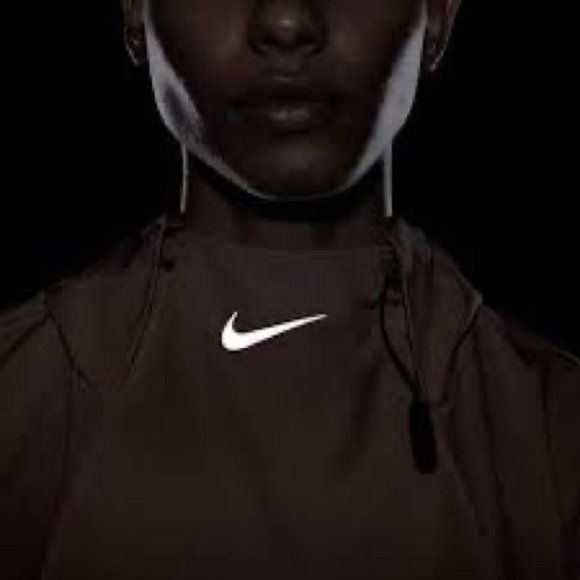 Nike Dri-FIT Run Division Packable Pullover Running Jacket - Picture 9 of 9